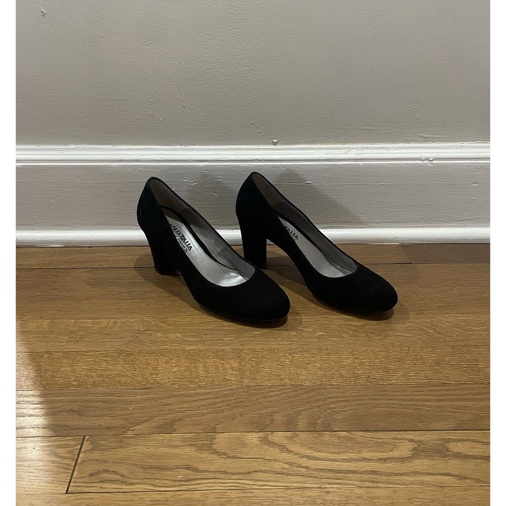 Aquatalia By Marvin K. Black Suede Round Toe Heel Pumps Size 7 Career Officeโ